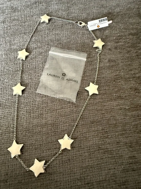 NWT Lauren G Adams Silver Star Link Necklace - White Enamel Stars - Picture 1 of 2